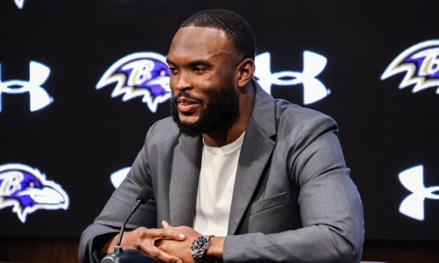 Zach Orr Feels Confident Being a First-Time Play Caller