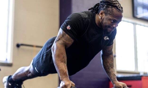 Derrick Henry on His Offseason Workout Approach: ‘I’m Committed’