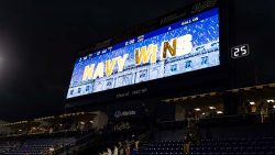 Navy Stuns Memphis with Explosive 56-44 Victory, Horvath Shines with Six Touchdowns (PHOTOS)