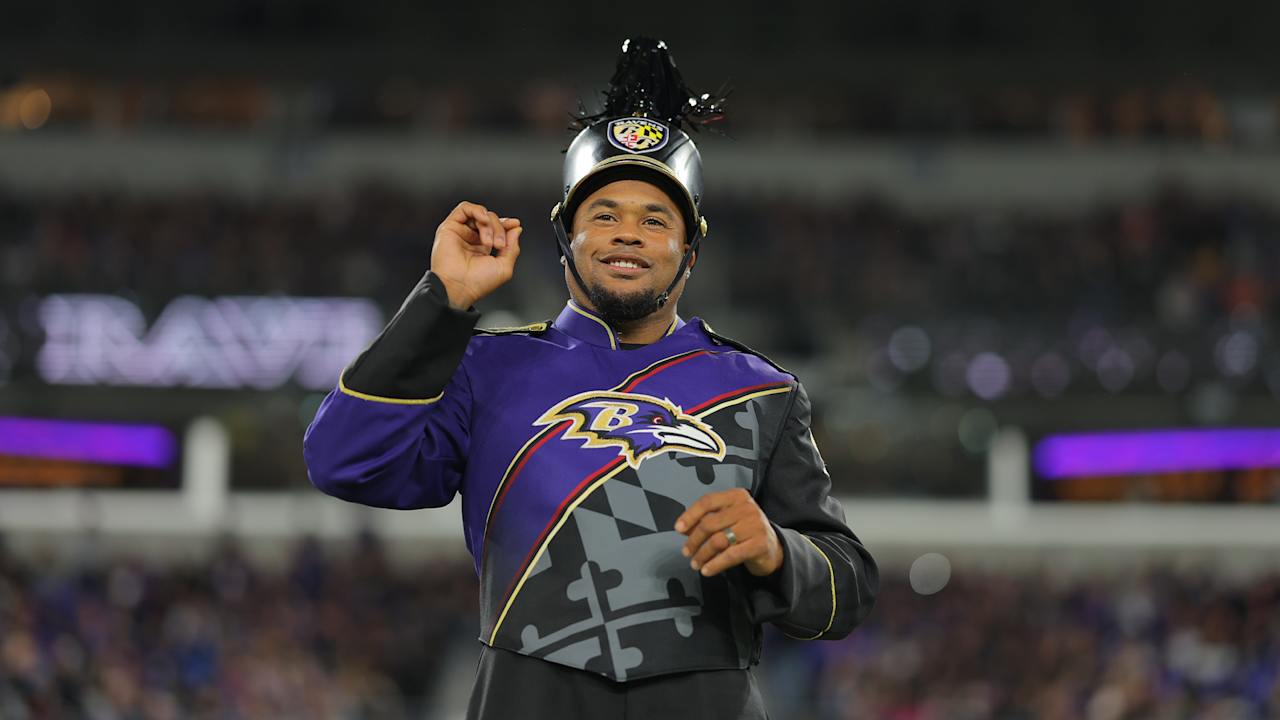 Steve Smith Sr. Conducts Marching Ravens Against Bills